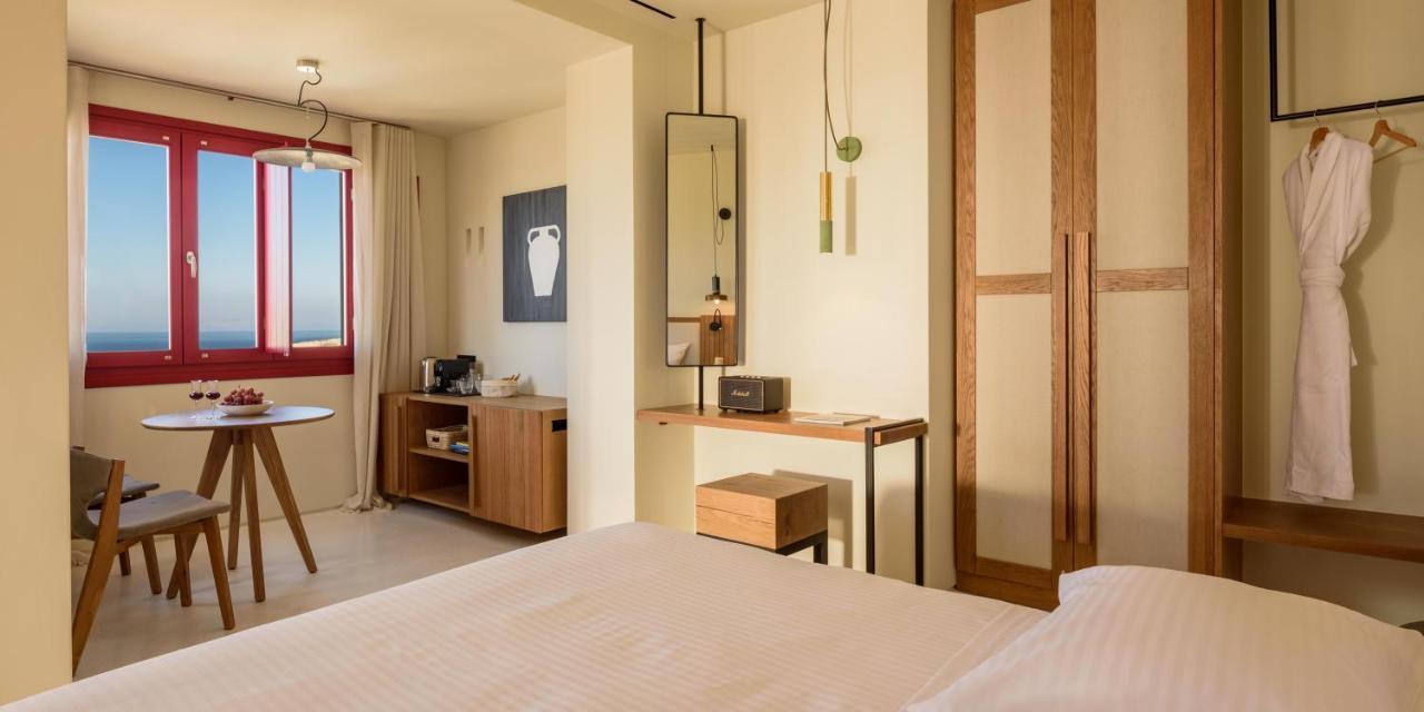 Potnia Theron Suites Акротири Экстерьер фото