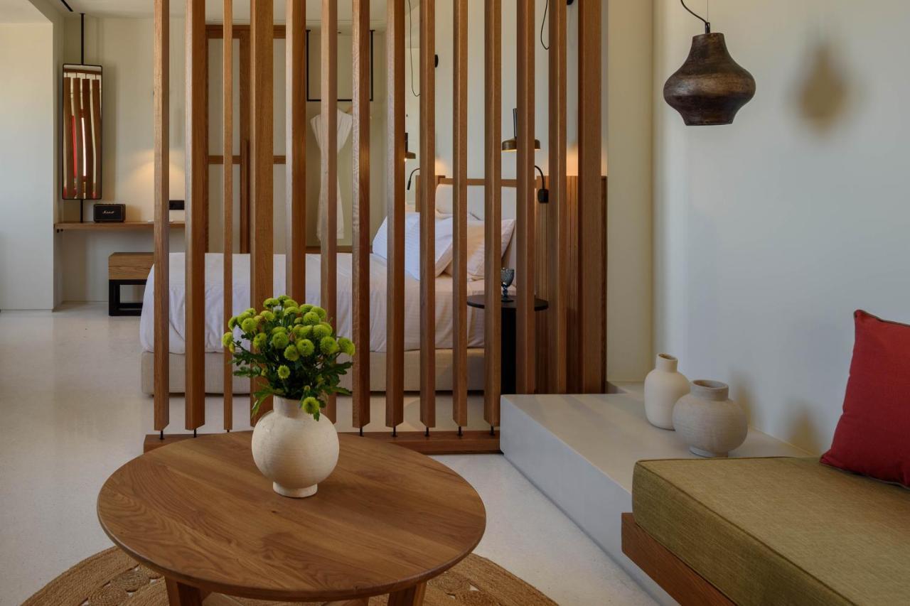Potnia Theron Suites Акротири Экстерьер фото